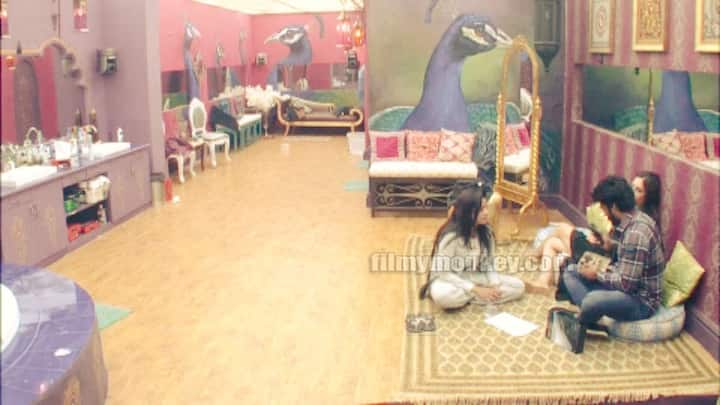 The first time Manveer transformed his looks by trimming his beard and pointed moustache, he first told Nitibha he would do it on 12th December sitting in the washroom area!(Photo: Colors)