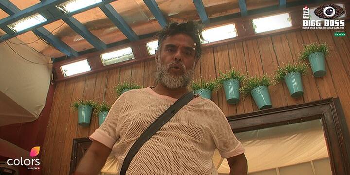 Provoking housemates to get physical with him, Swam Om often complained to the cameras of his co contestants getting physical with him(Pic: Colors)