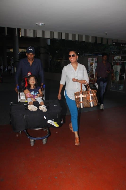 ALL PICS CREDIT: SOLARIS/ MANAV MANGLANI