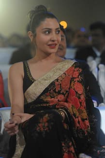 IN PICS: Ranveer, Anushka, Akshay, Kangana, Varun, Alia, Katrina & other Bollywood stars at Umang 2017 with Mumbai Police!