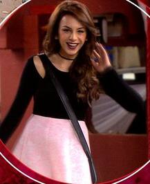 IN PICS: Nitibha Kaul RE-ENTERS 'Bigg Boss 10' before FINALE; Manveer says 'he MISSED her a lot' !