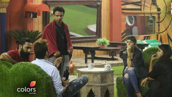4. 'Bigg Boss 10' became a platform for 8 commoners.