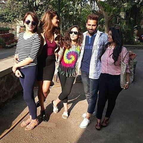 Another picture where you can see also Lokesh Kumari Sharma posgin with these four