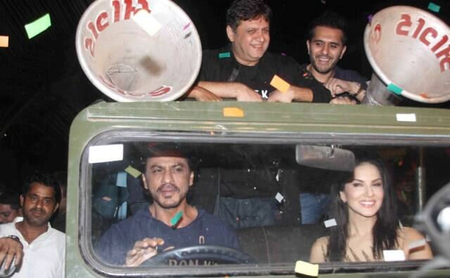 Bollywood filmmakers Rahul Dholakia, Ritesh Sidhwani, actors Shahrukh Khan, Sunny Leone arrive in a jeep for the success party of film Raees in Mumbai, India on January 30, 2017. (Pravin Utturkar/SOLARIS IMAGES)