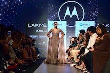 SEE PICS: Bipasha Basu walks the ramp for Falguni and Shane Peacock at Lakme Fashion Week!