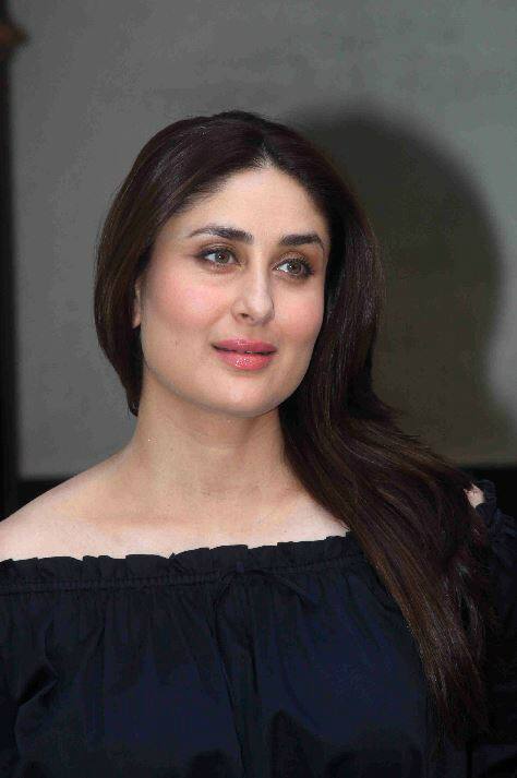 Bollywood actor Kareena Kapoor spotted at Khar in Mumbai, India on February 14, 2017. (Pravin Utturkar/SOLARIS IMAGES)