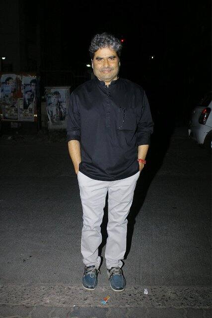 Vishal Bhardwaj posing for media at 'Rangoon' screening.(Photo: Manav Manglani)