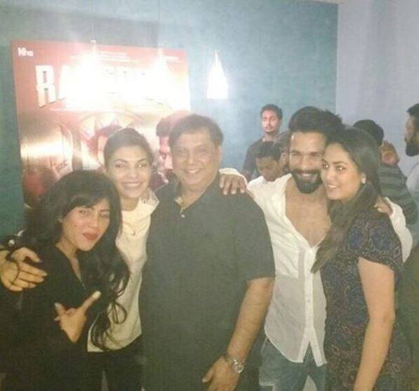 Shahid Kapoor with wifey Mira Rajput, David Dhawan, Jacqueline Fernandez and Warda Nadiadwala. (Photo: Instagram)