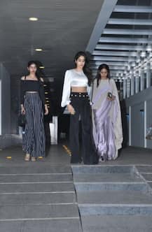 SEE PICS: Sridevi snapped with daughters Jhanvi and Khushi post dinner!