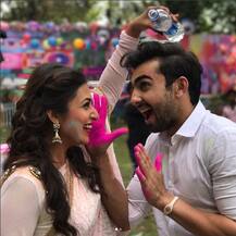 Yeh Hai Mohabbatein: Divyanka Tripathi, Karan Patel & team shoot a Holi scene; Here are their FUN PICTURES!