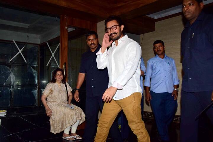 Bollywood actor Aamir Khan during his 52 birthday celebration in Mumbai, India on March 14, 2017. (Sanket Shinde/ SOLARIS IMAGES)