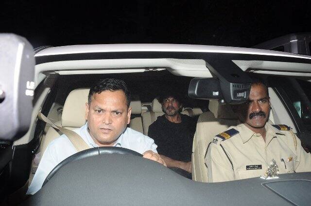 Alia's 'Dear Zindagi' co-star Shah Rukh Khan also made his presence felt at the birthday bash. (Photo: Manav Manglani)