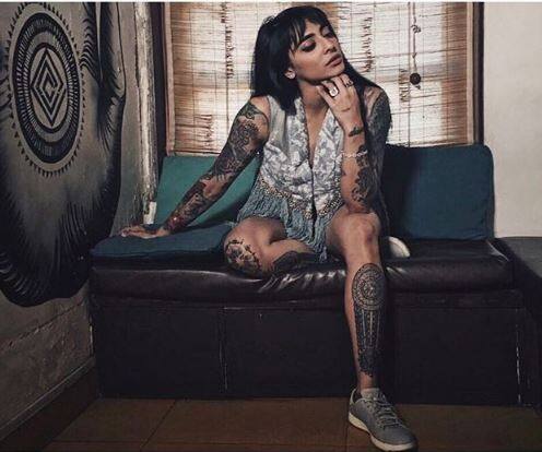 No doubt the actress is looking kickass and is totally nailing her looks