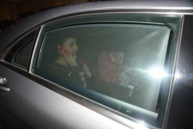 Seems like, Bebo can’t keep her baby away from her sight and so he accompanied her last night on a drive. (Photo: Manav Manglani)