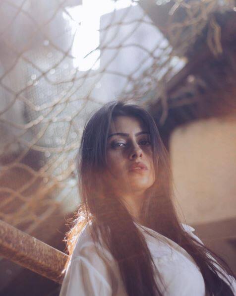The photoshoot is a treat for the fans of Aparna Dixit. (Photo: Instagram)
