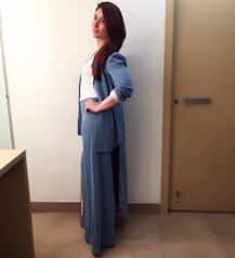 New mommy Kareena Kapoor Khan looks glamourous  in a denim suit!