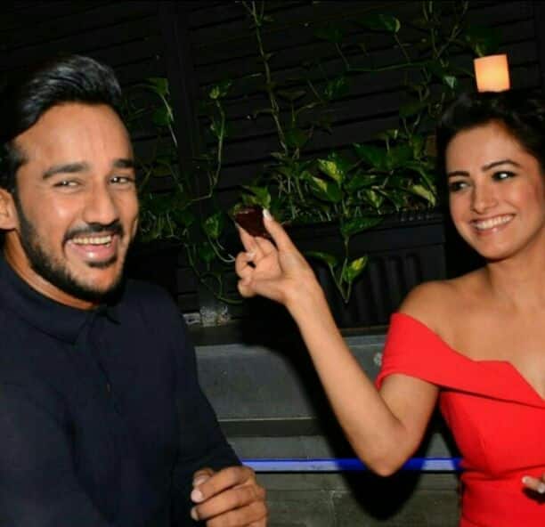Anita looking stunning in a red off shoulder dress cut her birthday cake in her hubby Rohit Reddy and friends' presence. Mr and Mrs Reddy were giving us couple goals in these pictures with their super awesome chemistry yet again. But wait, there's more....! (Photo: Instagram)