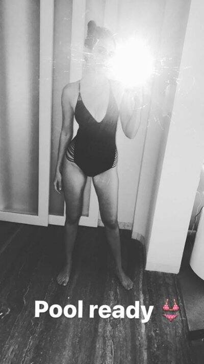 Here is another picture of Mandana in a black swimsuit in which she is flaunting her killer beach body. (Photo: Instagram)