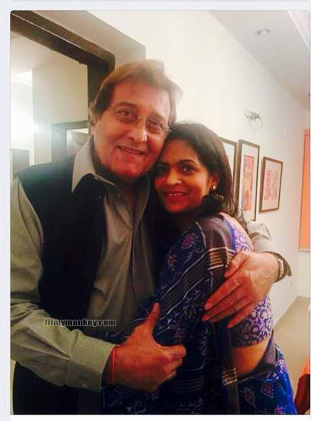 RIP Vinod Khanna: Actor's Ex & current wife Geetanjali & Kavita AND ...