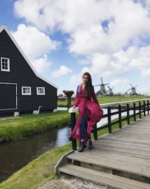 'Brahmarakshas' actress Krystle D'Souza is having a great time in Amsterdam with her friend & the pics will give you major vacation goals!