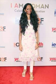 IN PICS: Acid attack survivor Laxmi Agarwal SHINES at the 'I Am Woman Awards' in Mumbai!