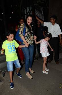 SEE PICS: Sanjay Dutt's wife Maanayata's DINNER DATE with her kids Shahraan and Iqra!