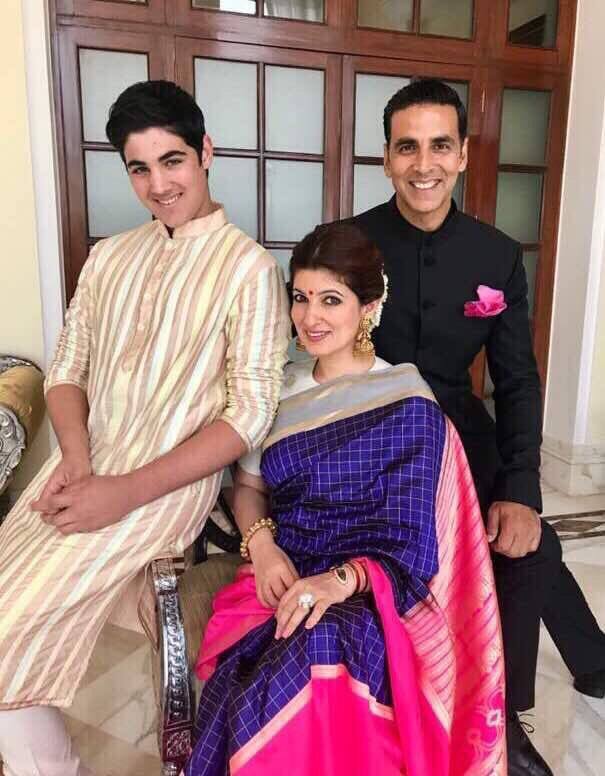 Bollywood actor Akshay Kumar was accompanied by wife Twinkle Khanna & son Aarav.(Photo: Twitter)