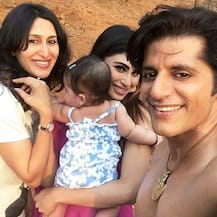 Karanvir Bohra's twins on 'Naagin 2' sets; Buddy Nia Sharma visits them too!