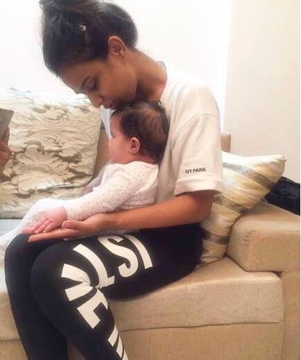 Nia posted this picture and wrote -