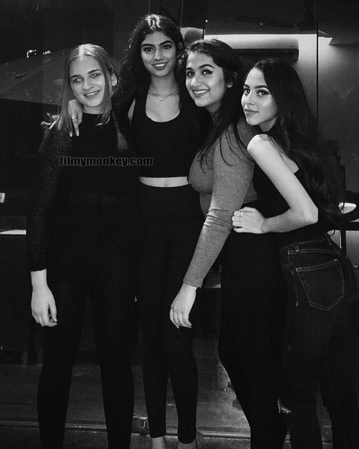 Khushi did not get inked permanently though and as we the temporary tattoos going missing in the other pictures of her's