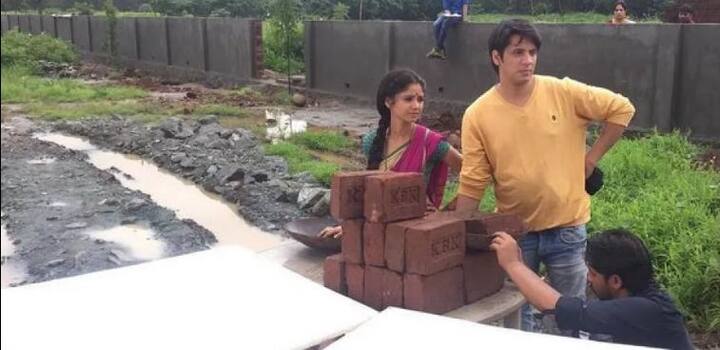 Ratan was recently in news when she changed her name along wth her 'Santoshi Maa' co-actor Ayaz Khan with their new spellings. Ratan became 'Ratan Raajputh' and Ayas became 'Ayyaz Ahmed'. They said - 