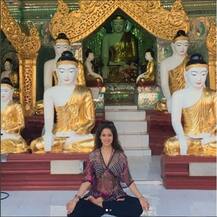 'Chak De' girl Vidya Malvade looks scorching hot in a bikini in Myanmar! See more HOT pics!