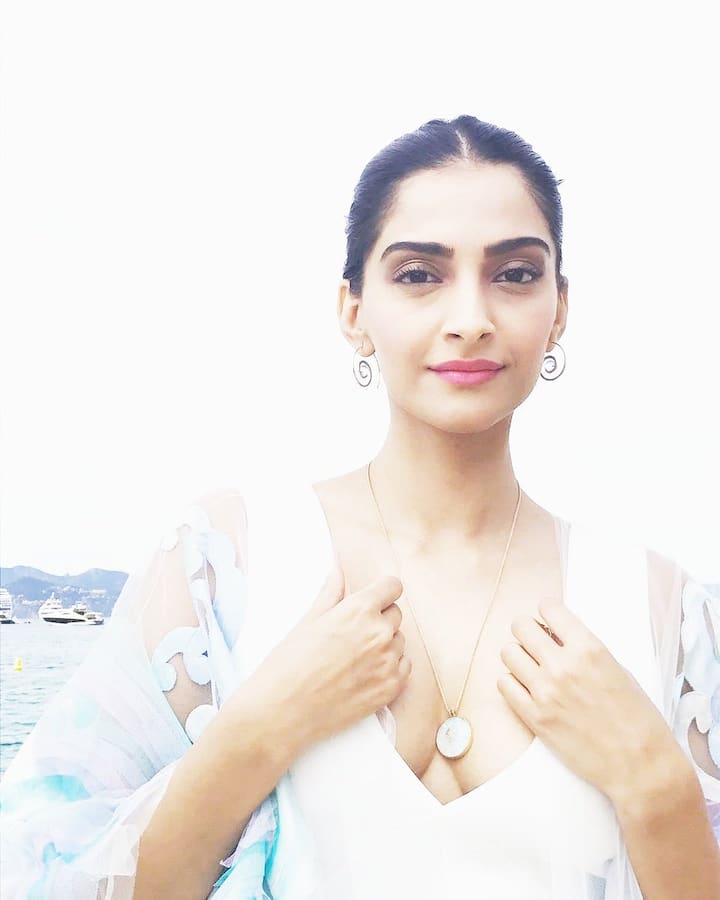 (Photo: Twitter/ L'Oréal Paris India)