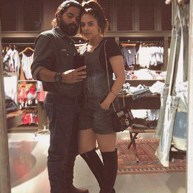 And here are some more pictures of the couple from their US trip, which is stil..on..!