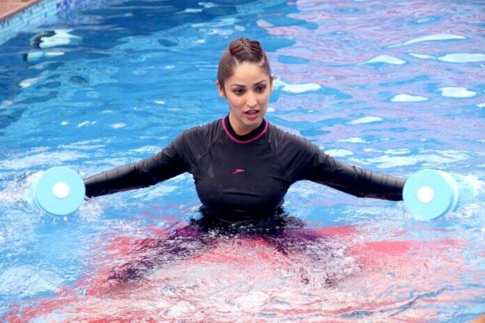 The program, created in partnership with leading aqua fitness instructor Pooja Arora, includes land based exercises such as cardio, resistance training, stretching and even weightlifting being performed in the swimming pool.