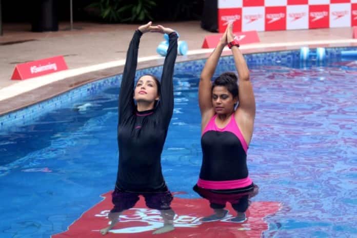 Bollywood actor Yami Gautam practice Speedo Aquafit-Vertical underwater fitness training program in Mumbai, India on June 21, 2017. (SOLARIS IMAGES)