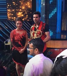 IN PICS: Divyanka Tripathi-Vivek Dahiya BAG 'Nach Baliye 8' trophy; Here's how the couple celebrated their VICTORY!