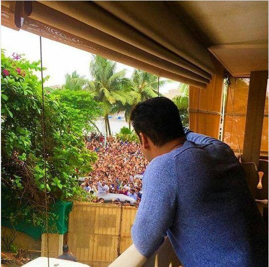 Salman's brother in law and actor Atul Agnihotri shares the view from inside and one can see the huge gathering outside Galaxy for the Superstar!