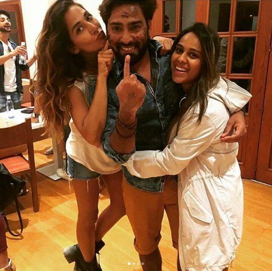 Bigg Boss 10 Winner Manveer Gurjar celebrating his birthday in Spain with co-contestants. See here with Monica and Nia.