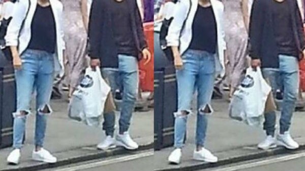 SEE PIC: Lovebirds Anushka Sharma & Virat Kohli SPOTTED in London wearing matching clothes! SEE PIC: Lovebirds Anushka Sharma & Virat Kohli SPOTTED in London wearing matching clothes!