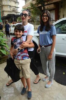 SEE PICS: Karisma Kapoor SPOTTED with daughter Sameira and son Kiaan looking every inch of a YUMMY-MUMMY!