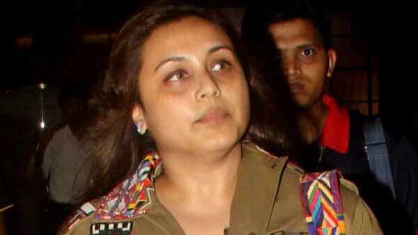 OMG! Rani Mukerji creates a scene at the Mumbai Airport; SHOUTS at paparazzi for taking photos of baby Adira; CHECK OUT!!! OMG! Rani Mukerji creates a scene at the Mumbai Airport; SHOUTS at paparazzi for taking photos of baby Adira; CHECK OUT!!!