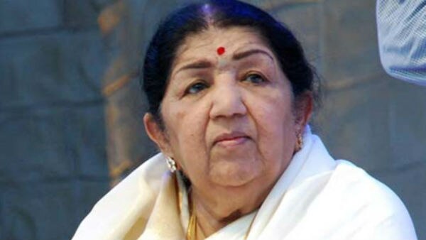 Lata Mangeshkar asked FANS to remember and DONATE for soldiers on her 87th BIRTHDAY Lata Mangeshkar asked FANS to remember and DONATE for soldiers on her 87th BIRTHDAY