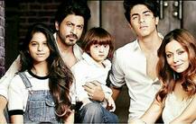 NEW PICS! SRK-Gauri khan family photoshoot for a book with Abram, Aryan & Suhana!