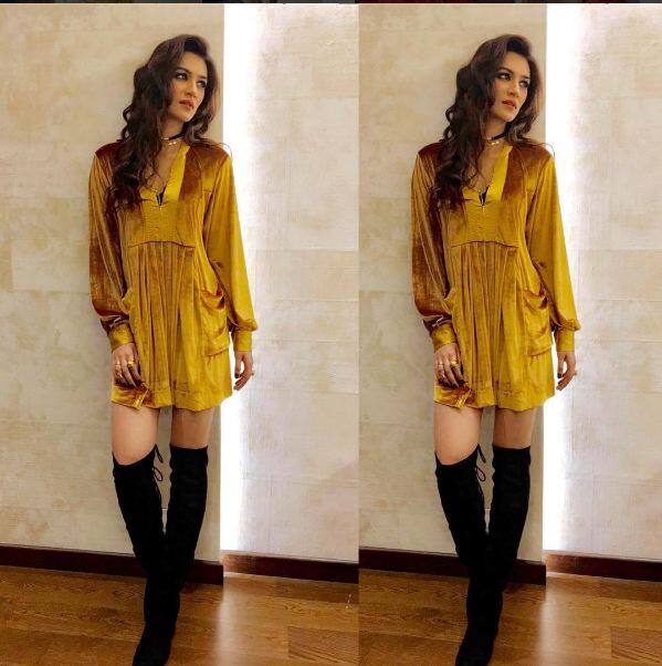 Kriti Sanon denoted her introduction inverse Tiger Shroff in Heropanti . From that point forward, there has been no thinking back for the on-screen character, who has worked with SRK-Varun Dhawan in Dilwale and is having key discharges like Raabta and Bareilly Ki Barfi arranged for one year from now.