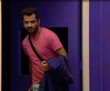 PHOTOS: Manu Punjabi joins Priyanka Jagga in SECRET ROOM; Informs her about his mother's SUDDEN DEATH!