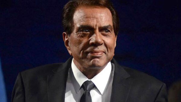 Veteran actor Dharmendra rushed to Mumbai’s Nanavati Hospital, doing fine now! Veteran actor Dharmendra rushed to Mumbai’s Nanavati Hospital, doing fine now!