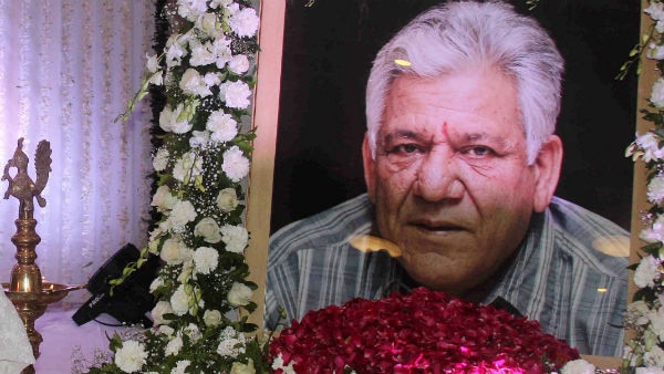Om Puri’s postmortem report reveals he suffered head injury, driver says actor had consumed alcohol!  Om Puri’s postmortem report reveals he suffered head injury, driver says actor had consumed alcohol!