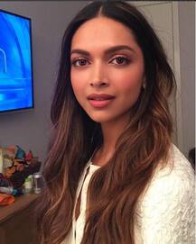 SEE PICS:Deepika Padukone looks smoking hot as she makes an appearance on the The Ellen Show and The Late Late Show!