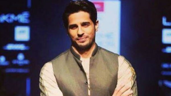 Sidharth Malhotra excited about trying out different genre of movies! Sidharth Malhotra excited about trying out different genre of movies!